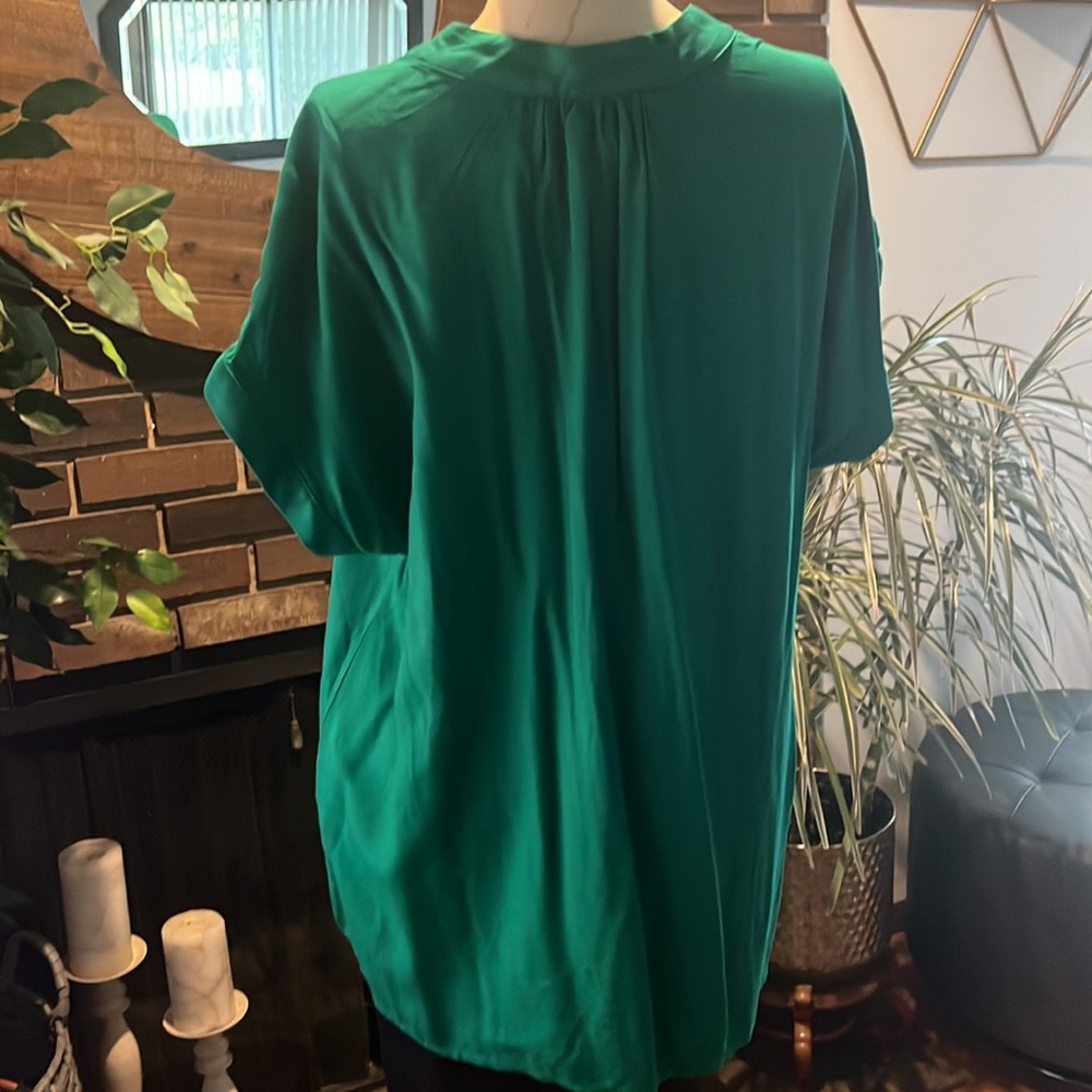 Nine West Popover Blouse!!💚🍍🍍🍍 - Picture 3 of 7